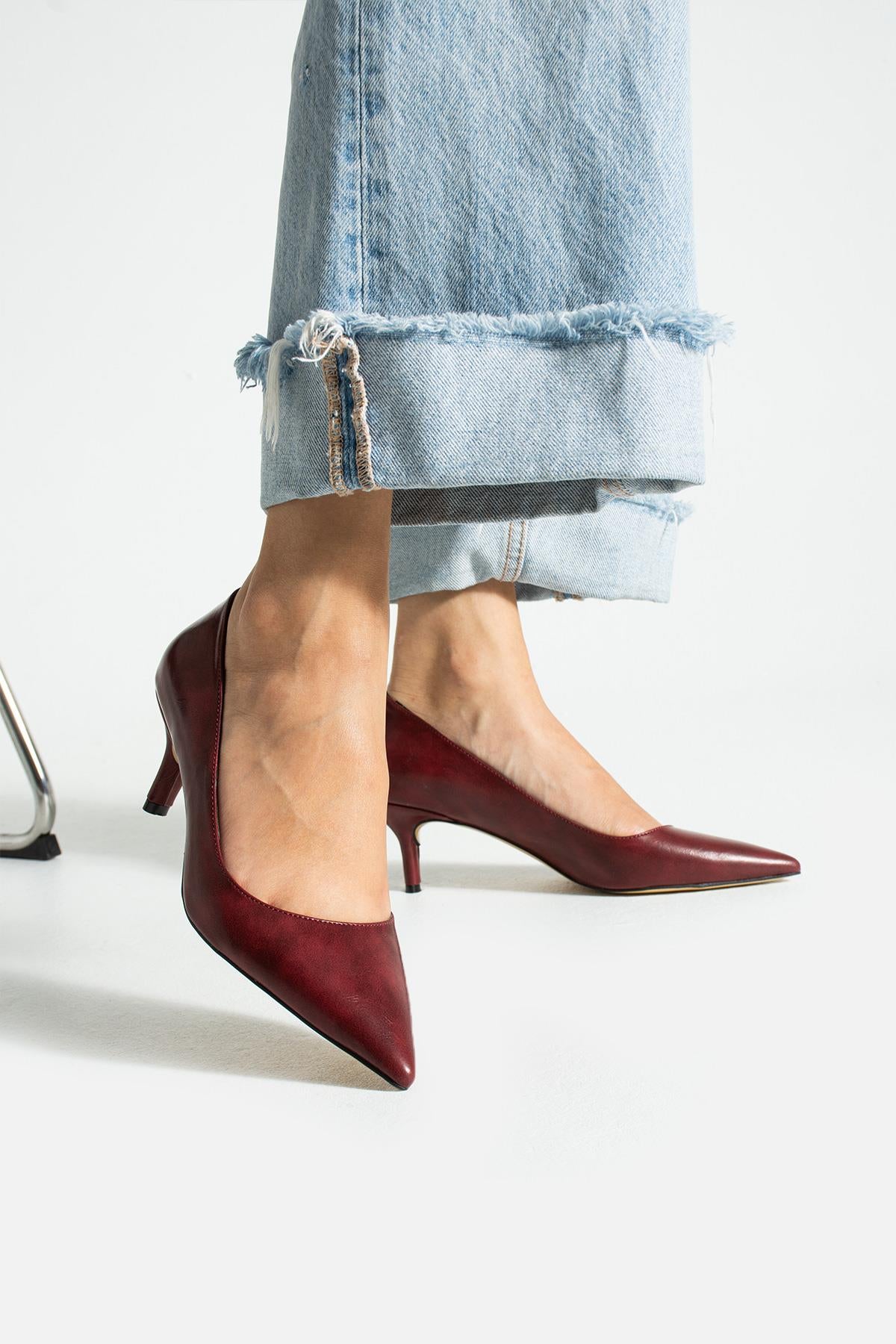 Despina Shoes Clara Bordo Suni Deri Kadın Topuklu Ayakkabı – model üzerinde görünüm 2