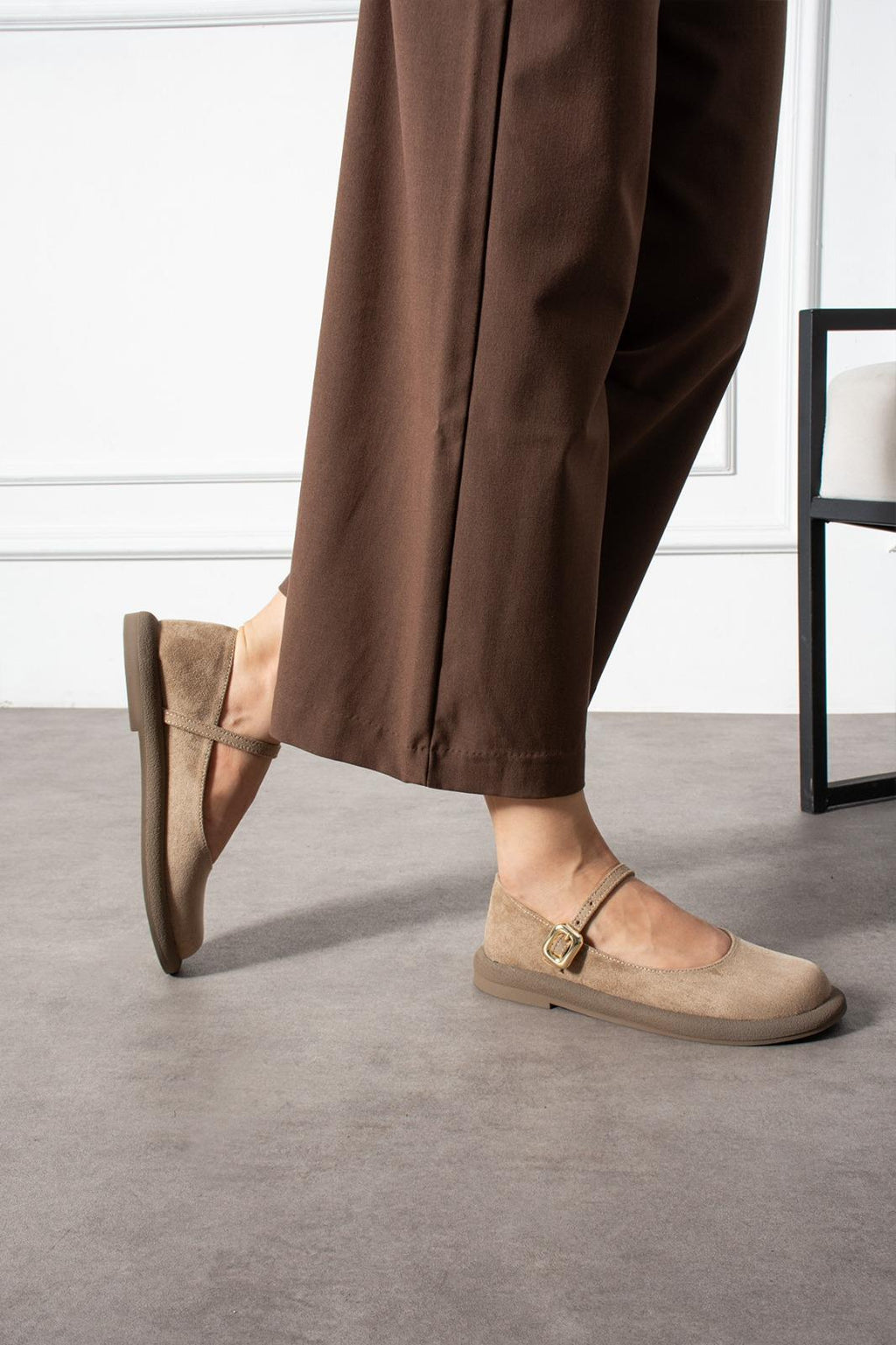 Despina Shoes Bety Vizon Süet Dokulu Kadın Loafer – model üzerinde görünüm 2
